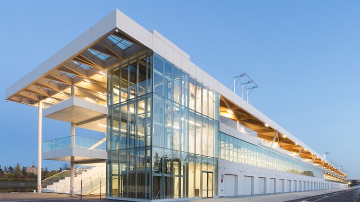UAC_Blog_StructuralGlazing_786x600_01